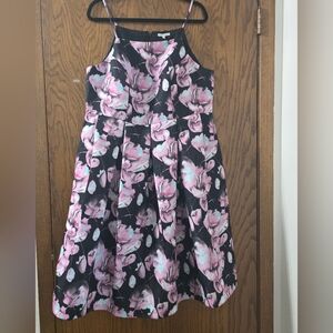 Lace & Mesh Floral Sleeveless  Plus 1XL Dress